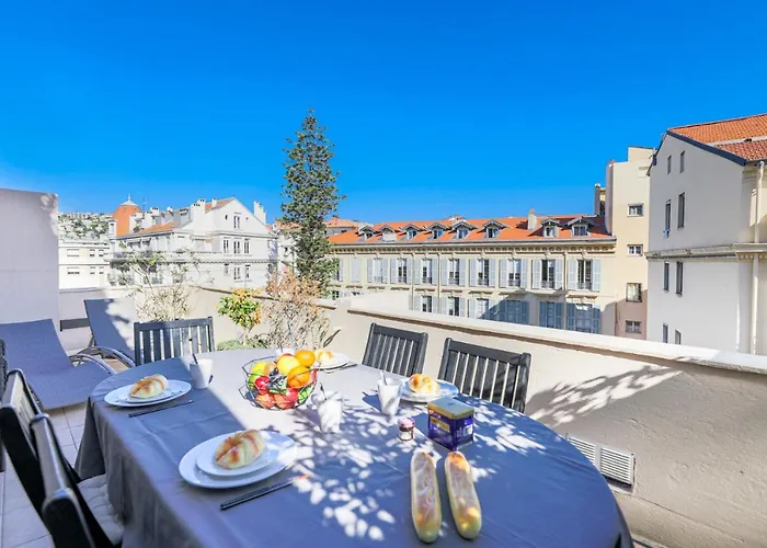 Palais L'escurial Ap4069 By Riviera Homes ニース